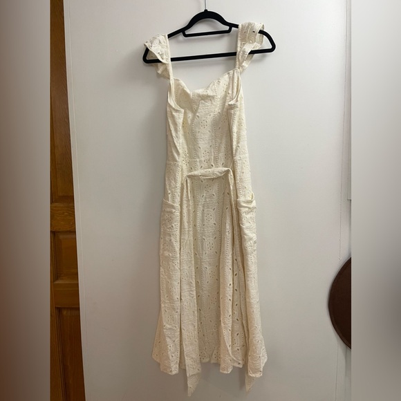 Nwot Anthropologie cream colored eyelet dress. Size 12 - Picture 6 of 8